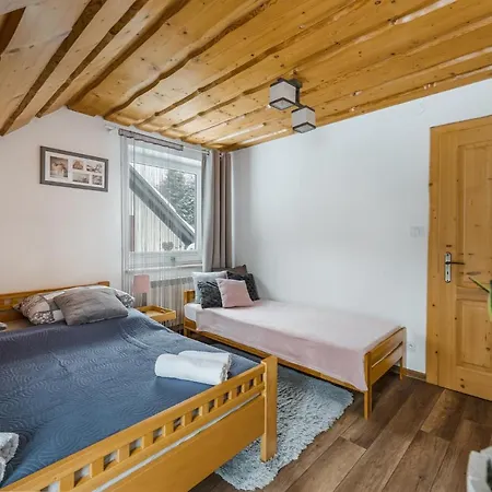 Pod Jarmuta Casa de Férias *